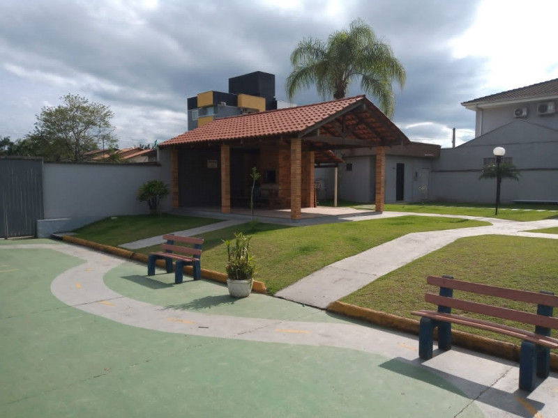 Apartamento à venda Costa e Silva com 42m² e 3 quartos por R$ 200 - 810302814-51f21264-5cd7-446b-8948-3f6e1f3d4b7f.jpeg