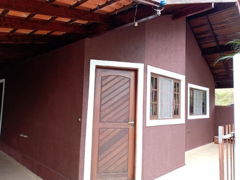 Casa à venda Centro com 100m² e 2 quartos por R$ 230.000 - 1798955880-d653d6ca-26b5-432c-b49d-50e2f373bc64.jpeg