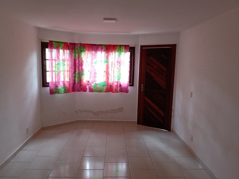 Casa à venda Centro com 100m² e 2 quartos por R$ 230.000 - 2038506167-8450182a-1447-4426-bafc-9bf6bb0b1c04.jpeg