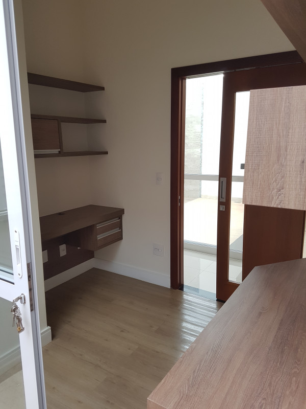 Casa à venda Parque do Castelo com 201m² e 3 quartos por R$ 890.000 - 1712050465-20180512-163144.jpg
