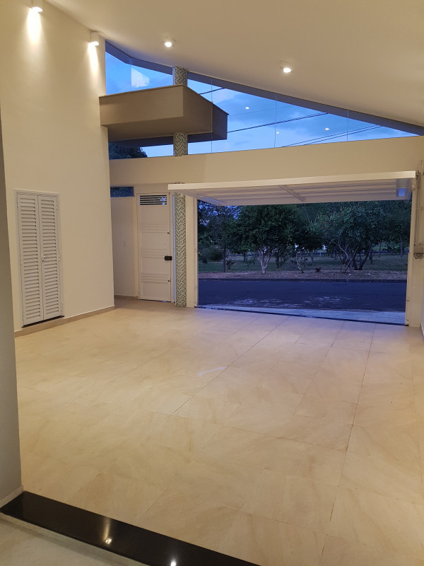 Casa à venda Parque do Castelo com 201m² e 3 quartos por R$ 890.000 - 509505157-20180512-175101.jpg
