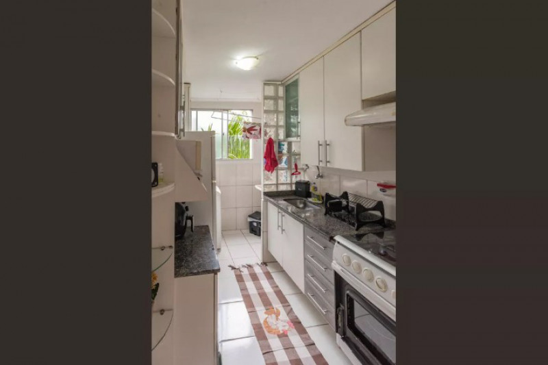 Apartamento à venda Vila Industrial com 60m² e 3 quartos por R$ 280.000 - 1044769850-cozinha-3-cleanup.jpg