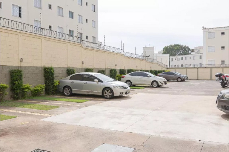 Apartamento à venda Vila Industrial com 60m² e 3 quartos por R$ 280.000 - 1989855328-vaga-garagem-cleanup.jpg