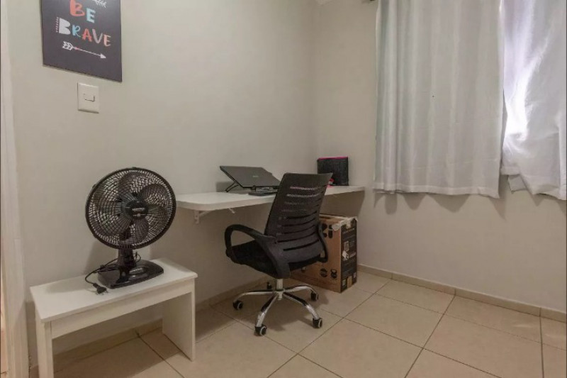 Apartamento à venda Vila Industrial com 60m² e 3 quartos por R$ 280.000 - 48379594-quarto-3-home-office-cleanup.jpg