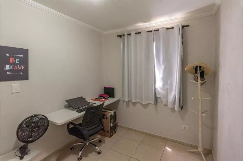 Apartamento à venda Vila Industrial com 60m² e 3 quartos por R$ 280.000 - 764369942-quarto-3-escritorio-cleanup.jpg