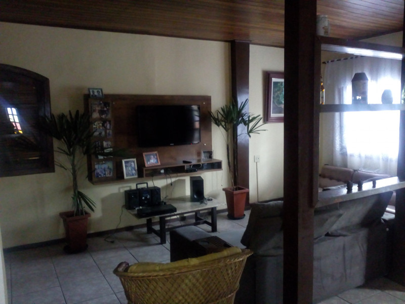 Casa à venda Jaconé com 180m² e 3 quartos por R$ 400.000 - 1830895572-sala-de-tv.jpg