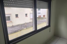 Apartamento à venda Passo d'Areia com 50m² - 1 dormitório -  vagas - R$ 140.000 - 1410204435-img-20230306-100901198-hdr.jpg