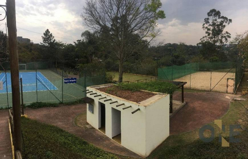 Casa de condomínio à venda Centro com 1000m² e 4 quartos por R$ 1.350.000 - 1058379364-condominio-granja-viana-ii-quadras-2.jpg