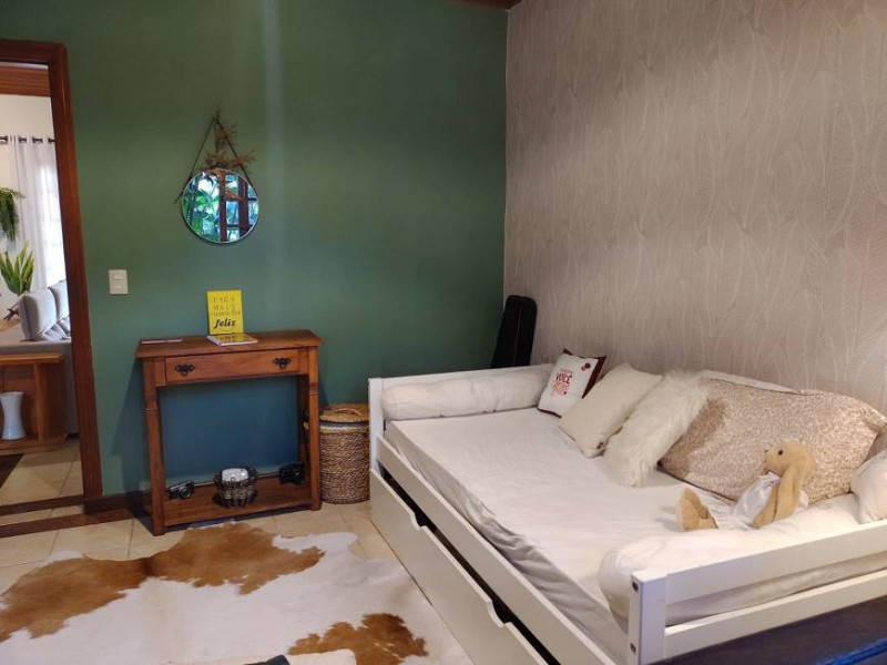 Casa de condomínio à venda Centro com 1000m² e 4 quartos por R$ 1.350.000 - 1430866780-foto-casa-quarto-1.jpg