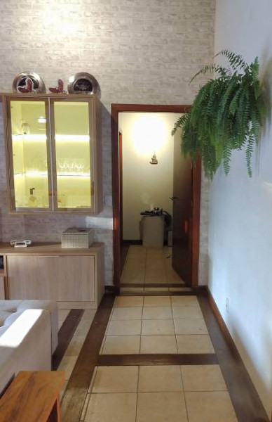 Casa de condomínio à venda Centro com 1000m² e 4 quartos por R$ 1.350.000 - 434315072-foto-casa-sala-estar-1.jpg