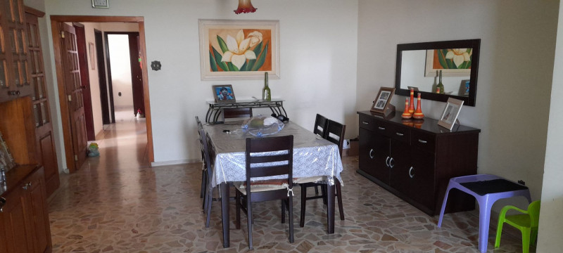 Casa à venda Vila Jardini com 200m² e 3 quartos por R$ 490.000 - 1659562159-82c05978-2f6d-400d-aa62-dcad327d4c1c.jpg