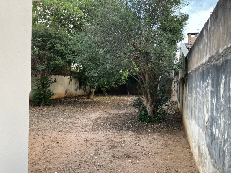 Casa à venda Alto da Boa Vista com 400m² e 2 quartos por R$ 270.000 - 1492053730-thumbnail-img-5775.jpg