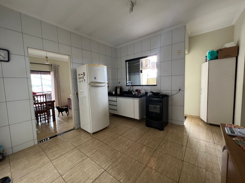 Comercial à venda Jardim Florence com 164m² e 1 quarto por R$ 430.000 - 576901288-img-20230305-wa0026.jpg