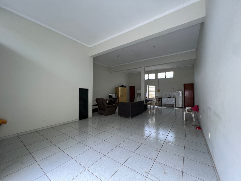Comercial à venda Jardim Florence com 164m² e 1 quarto por R$ 430.000 - 864037035-img-20230305-wa0021.jpg