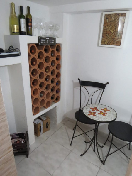 Casa à venda Jardim Consórcio com 141m² e 3 quartos por R$ 600.000 - 381968795-adega.jpeg