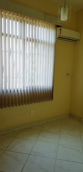 Apartamento à venda Centro com 48m² e 1 quarto por R$ 220.000 - 1813947662-ape-do-centro-quarto-outro-angulo.jpg