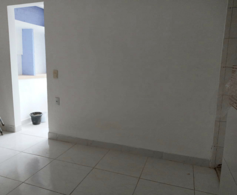 Kitnet para alugar Taquara com 42m² e 1 quarto por R$ 600 - 856504889-20230120-114144.jpg