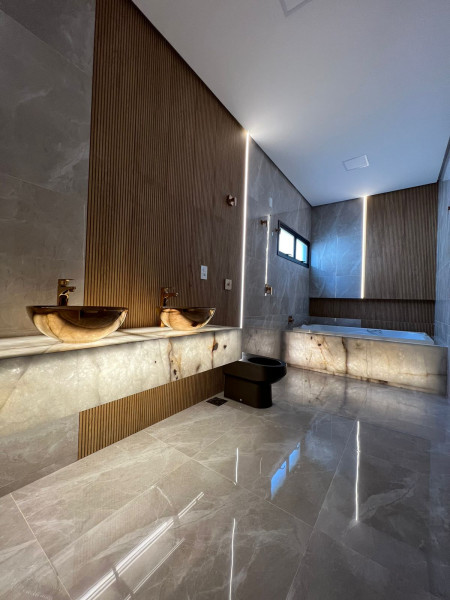 Casa de condomínio à venda Santo Antônio com 571m² e 5 quartos por R$ 2.800.000 - 1528978502-96d8f7cc-35a6-4405-838e-534c15e017d1.jpeg