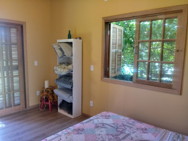 Casa à venda São João do Rio Vermelho com 153m² e 4 quartos por R$ 700.000 - 1994457204-prateleira.jpg