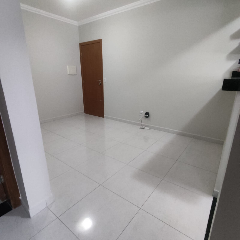 Apartamento à venda Tubalina com 48m² e 2 quartos por R$ 210.000 - 475749-img-20230224-wa00252.jpg