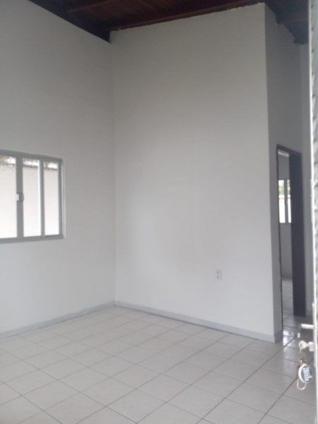 Casa à venda Ingleses do Rio Vermelho com 250m² e 2 quartos por R$ 300.000 - 63734965-61a8a870-4491-481c-86fe-f23e1c1d2c60.jpeg