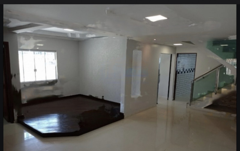 Casa à venda Centro com 300m² e 5 quartos por R$ 1.150.000 - 961455708-54bd4560-a355-4b1c-b9a4-f0e8add20e85.jpeg