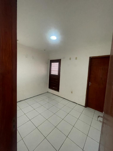 Casa de condomínio à venda Lagoa Redonda com 70m² e 3 quartos por R$ 229.000 - 1443687696-0be4778a-193a-4c01-bdb2-5d7d2b5a5ae8.jpeg