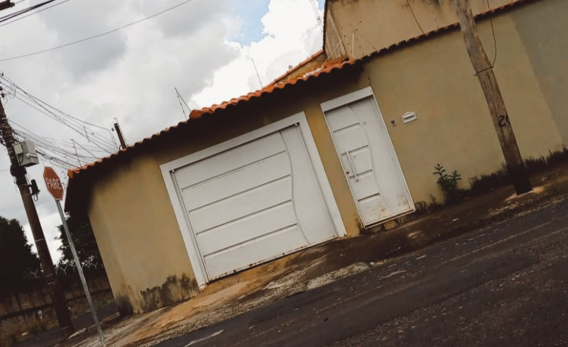Casa à venda Jardim Aeroporto I com 105m² e 3 quartos por R$ 305.000 - 528114672-img-20230314-154601.jpg