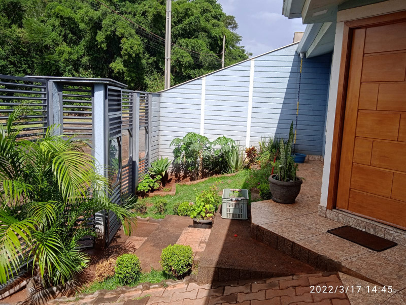 Casa de condomínio à venda Centro com 160m² e 3 quartos por R$ 450.000 - 1910182365-jardim.jpeg