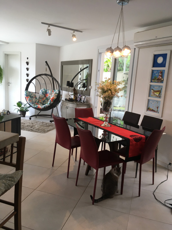 Loft à venda Cachoeira do Bom Jesus com 142m² e 2 quartos por R$ 1.000.000 - 1664241355-4d50322f-4ac0-4f84-b045-7d6b47c9c583.jpeg