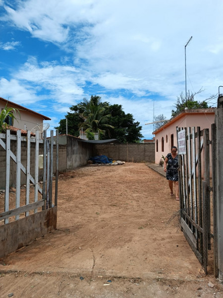 Casa à venda Centro com 600m² e 2 quartos por R$ 260.000 - 824902018-img-20230307-wa0154.jpg