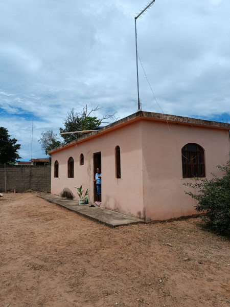 Casa à venda Centro com 600m² e 2 quartos por R$ 260.000 - 846722306-img-20230307-wa0156.jpg
