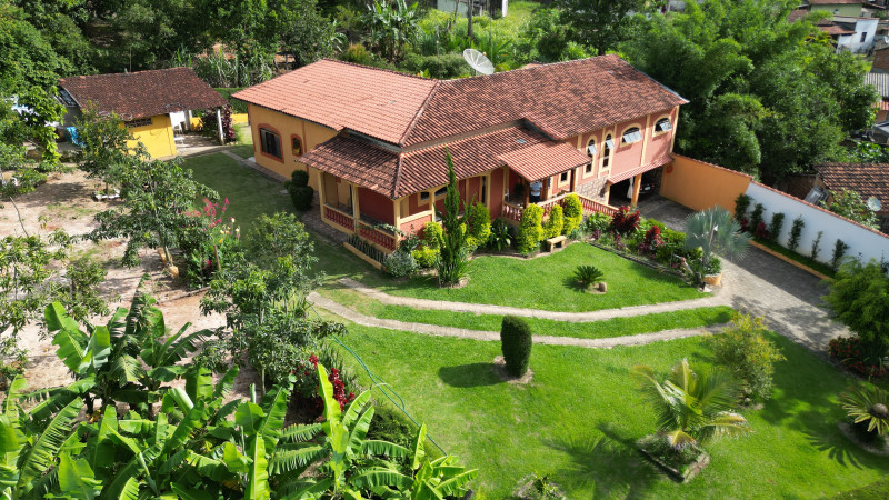 Chácara à venda Centro com 5200m² e 4 quartos por R$ 1.100.000 - 1889168192-casa-chacara.JPG