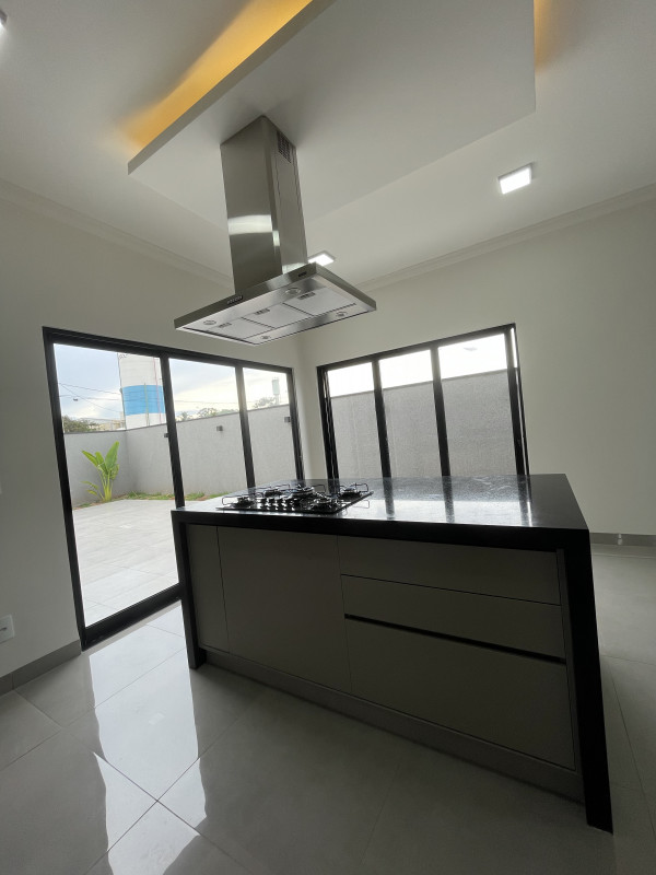 Casa de condomínio à venda Centro com 144m² e 3 quartos por R$ 865.000 - 1262114831-skype-picture-2023-03-17t15-02-21-421z.jpeg