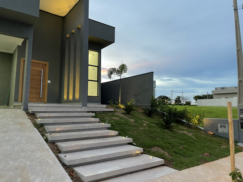Casa de condomínio à venda Centro com 144m² e 3 quartos por R$ 865.000 - 1897814145-skype-picture-2023-02-19t00-19-37-965z.jpeg