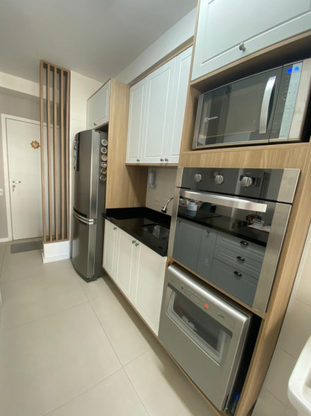 Apartamento à venda Centro com 69m² e 2 quartos por R$ 670.000 - 1887188592-3-foto-apto-cozinha.jpg