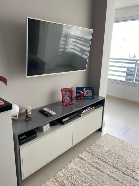 Apartamento à venda Centro com 69m² e 2 quartos por R$ 670.000 - 672368378-6-foto-apto-sala-estar.jpg