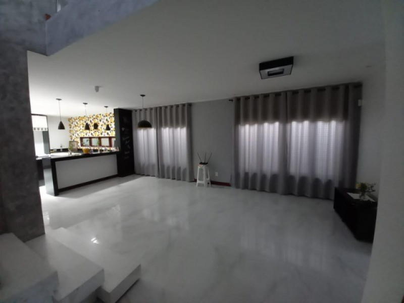 Casa à venda Jerônimo de Medeiros Prado com 260m² e 3 quartos por R$ 980.000 - 1514426376-3.jpg