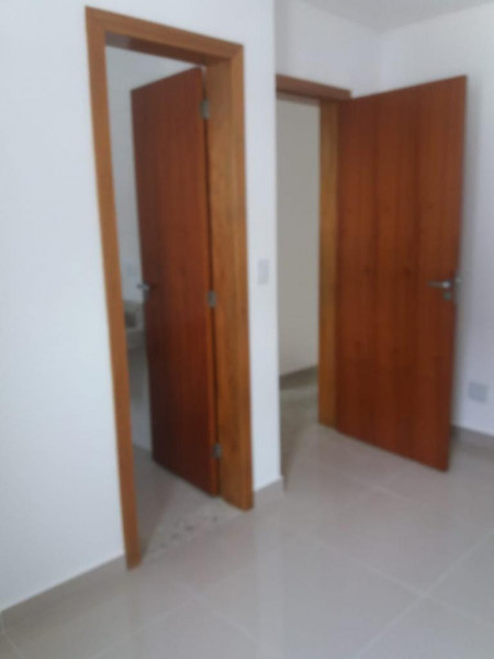 Casa à venda Vila Divina Pastora com 75m² e 2 quartos por R$ 540.000 - 606896475-13-portas-do-quarto-e-suite.jpg