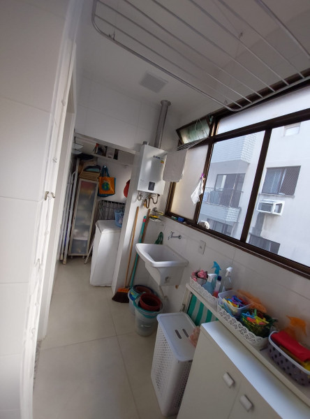 Apartamento à venda Recreio dos Bandeirantes com 117m² e 3 quartos por R$ 660.000 - 302973618-area-de-servico.jpeg