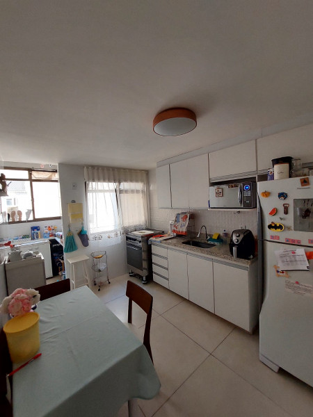Apartamento à venda Recreio dos Bandeirantes com 117m² e 3 quartos por R$ 660.000 - 845636633-cozinha.jpeg