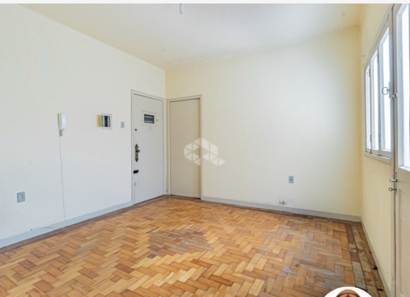 Apartamento à venda Petrópolis com 67m² e 2 quartos por R$ 256.000 - 1017412119-685b7547-f9fc-4d15-b7ff-d207d4f231ae.jpeg