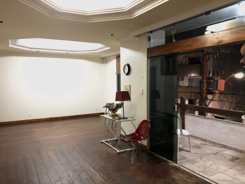 Apartamento à venda Castália com 157m² e 3 quartos por R$ 349.000 - 1410249260-imagem-do-whatsapp-de-2023-03-20-as-11.jpg