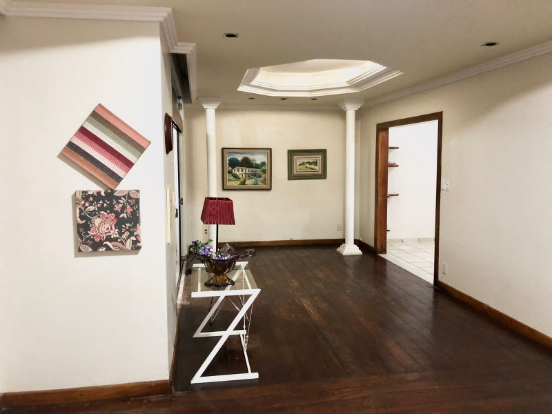 Apartamento à venda Castália com 157m² e 3 quartos por R$ 349.000 - 432135423-imagem-do-whatsapp-de-2023-03-20-as-11.jpg