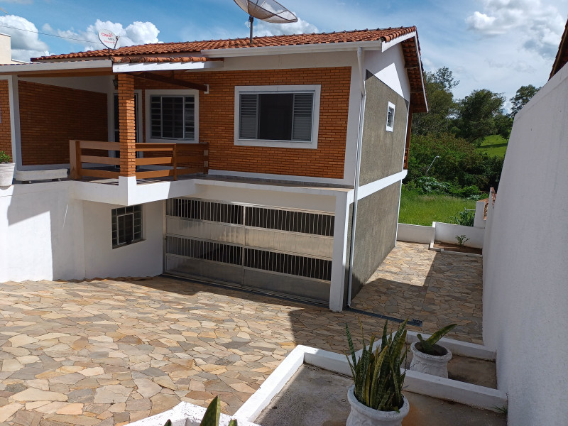 Casa à venda Centro com 256m² e 3 quartos por R$ 490.000 - 1695178031-aguas-16.jpg