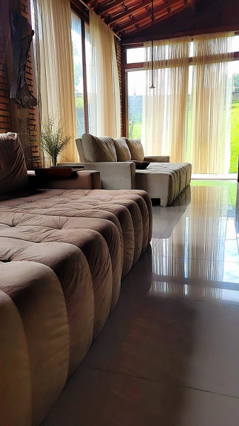 Sítio à venda Campina Verde com 21m² e 7 quartos por R$ 2.250.000 - 1323615117-whatsapp-image-2023-03-20-at-16.jpeg