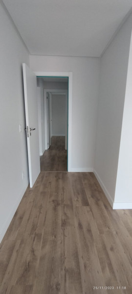 Apartamento à venda Centro com 127m² e 3 quartos por R$ 2.090.000 - 545630207-corredor-quartos.jpeg