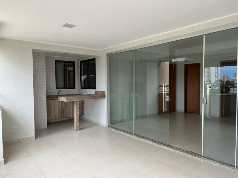 Apartamento à venda Duque de Caxias com 160m² e 3 quartos por R$ 900.000 - 561120766-sacada-1.jpeg