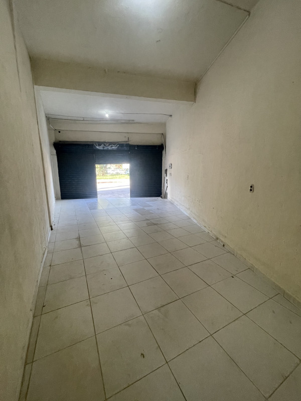 Comercial para alugar Vila Valqueire com 40m² e 1 quarto por R$ 2.500 - 1356795061-42b76cdb-f204-46f1-a159-aa339d365a28.jpeg