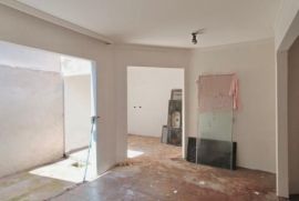 Casa à venda Centro com 195m² - 3 dormitórios -  vagas - R$ 350.000 - 364513956-img-20230318-wa0037.jpg
